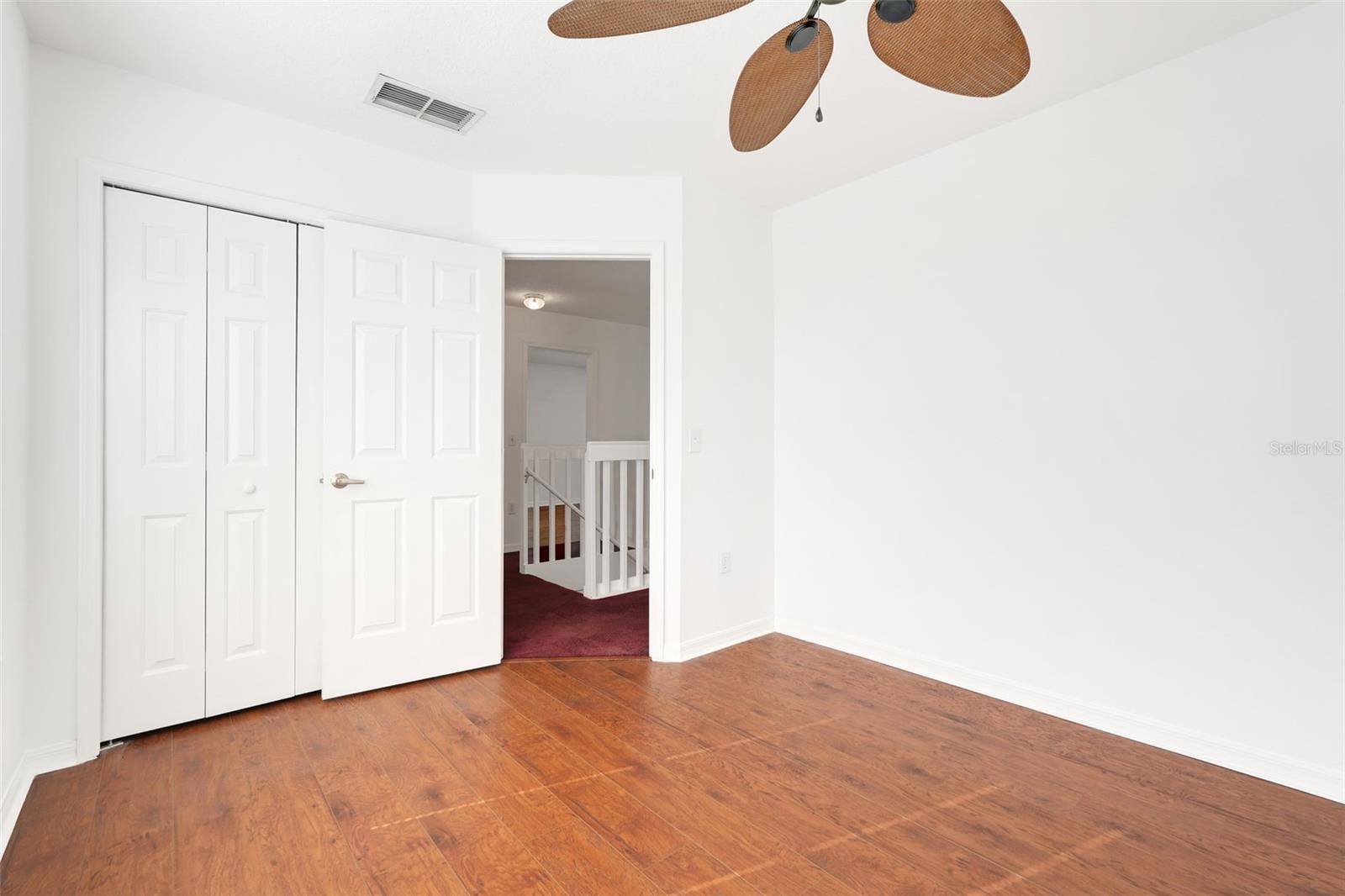 Image 26 of 44 For 1033 Woodflower Way