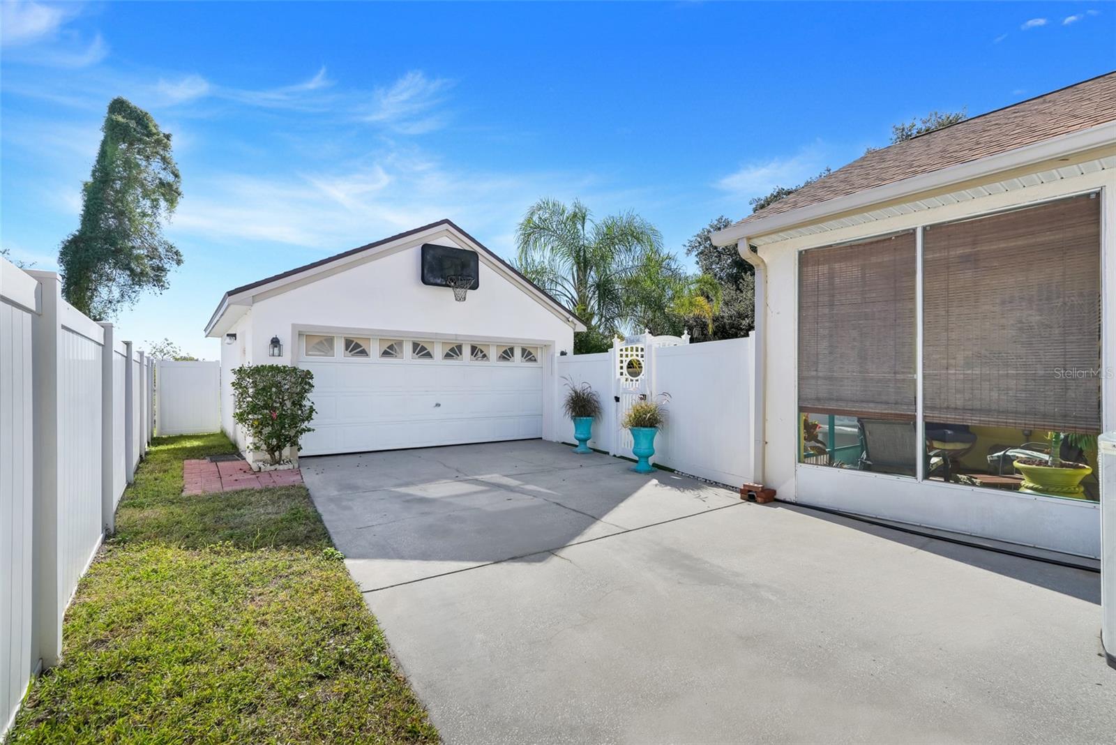 Image 39 of 44 For 1033 Woodflower Way