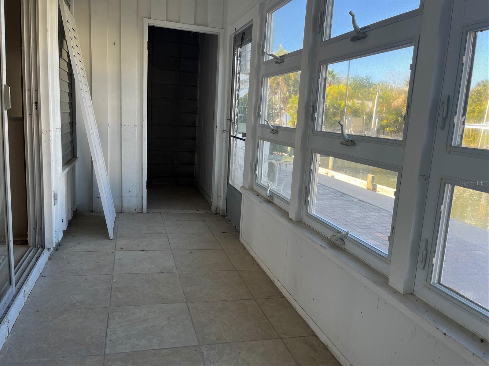 Image 12 of 12 For 701 Saint Judes Drive S 3