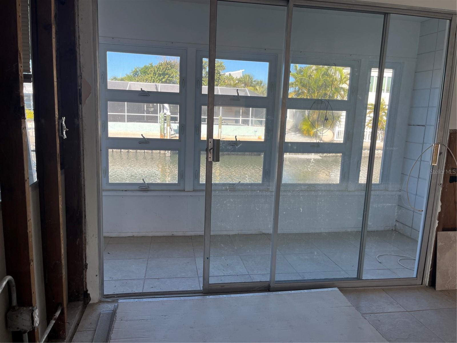 Image 8 of 12 For 701 Saint Judes Drive S 3