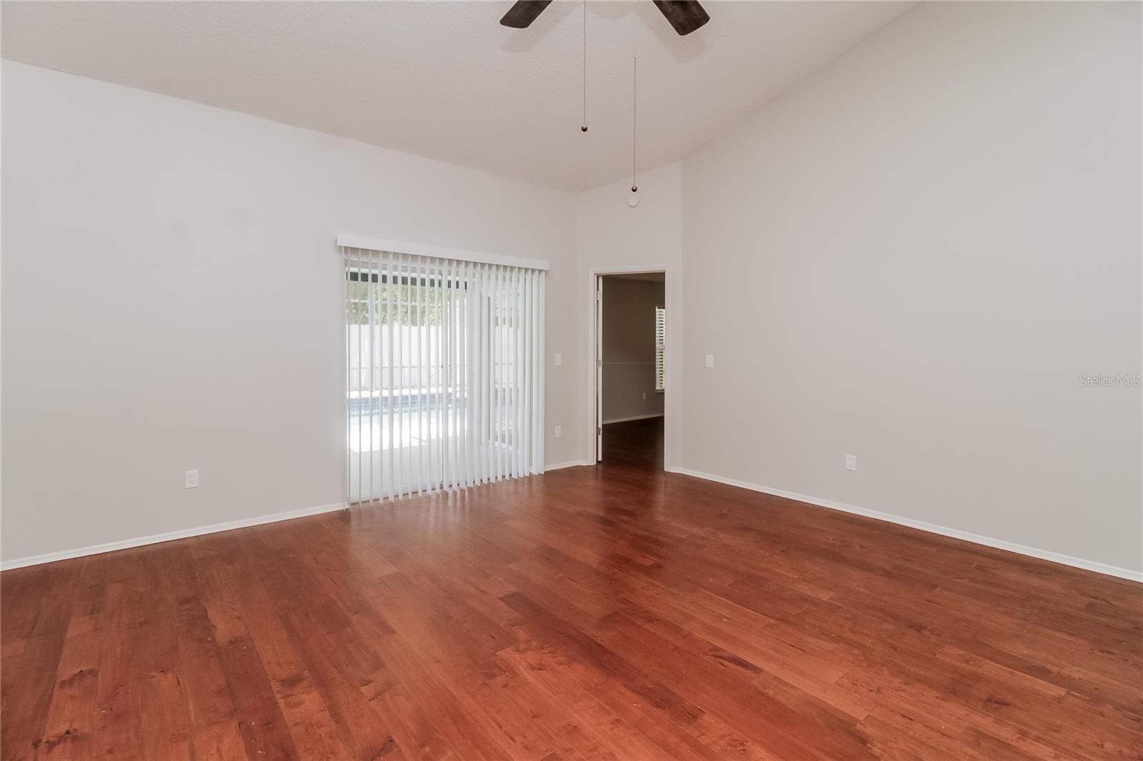 Image 2 of 16 For 1517 Crawford Drive