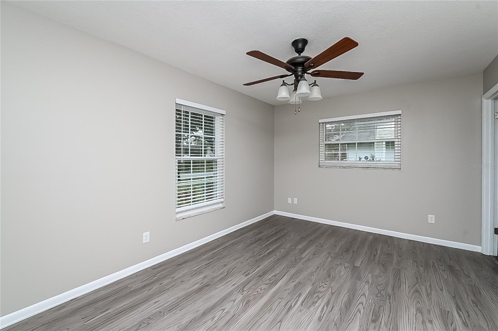 Image 10 of 16 For 6416 Chippendale Road