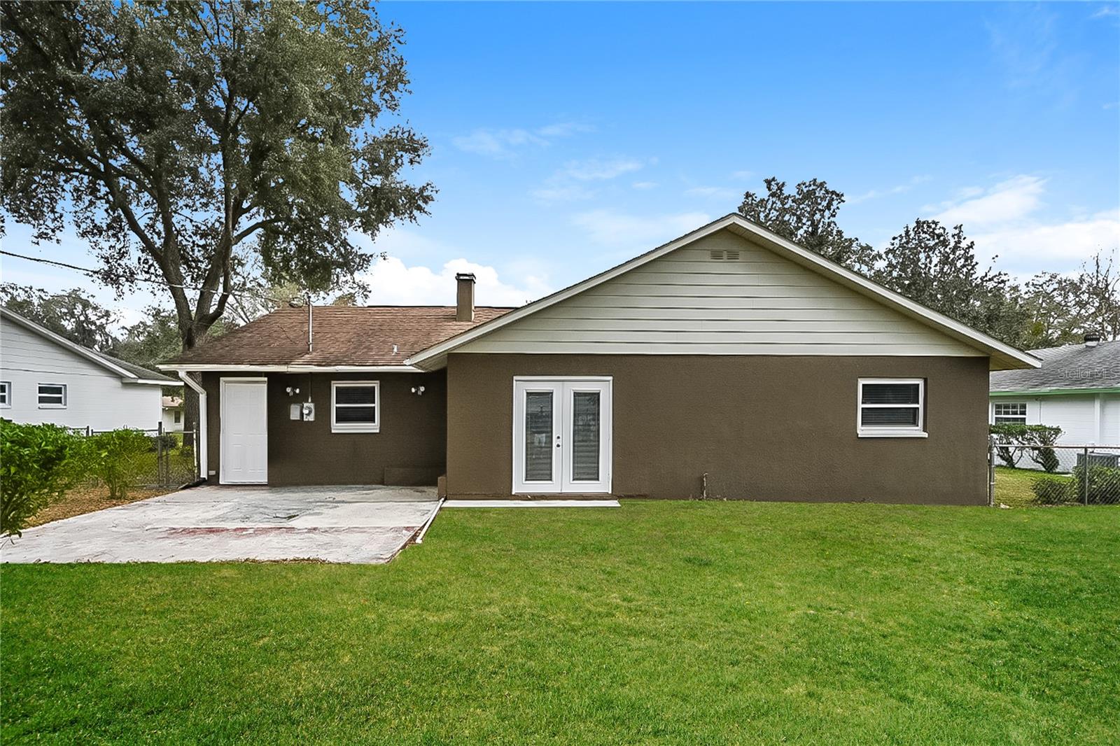 Image 15 of 16 For 6416 Chippendale Road