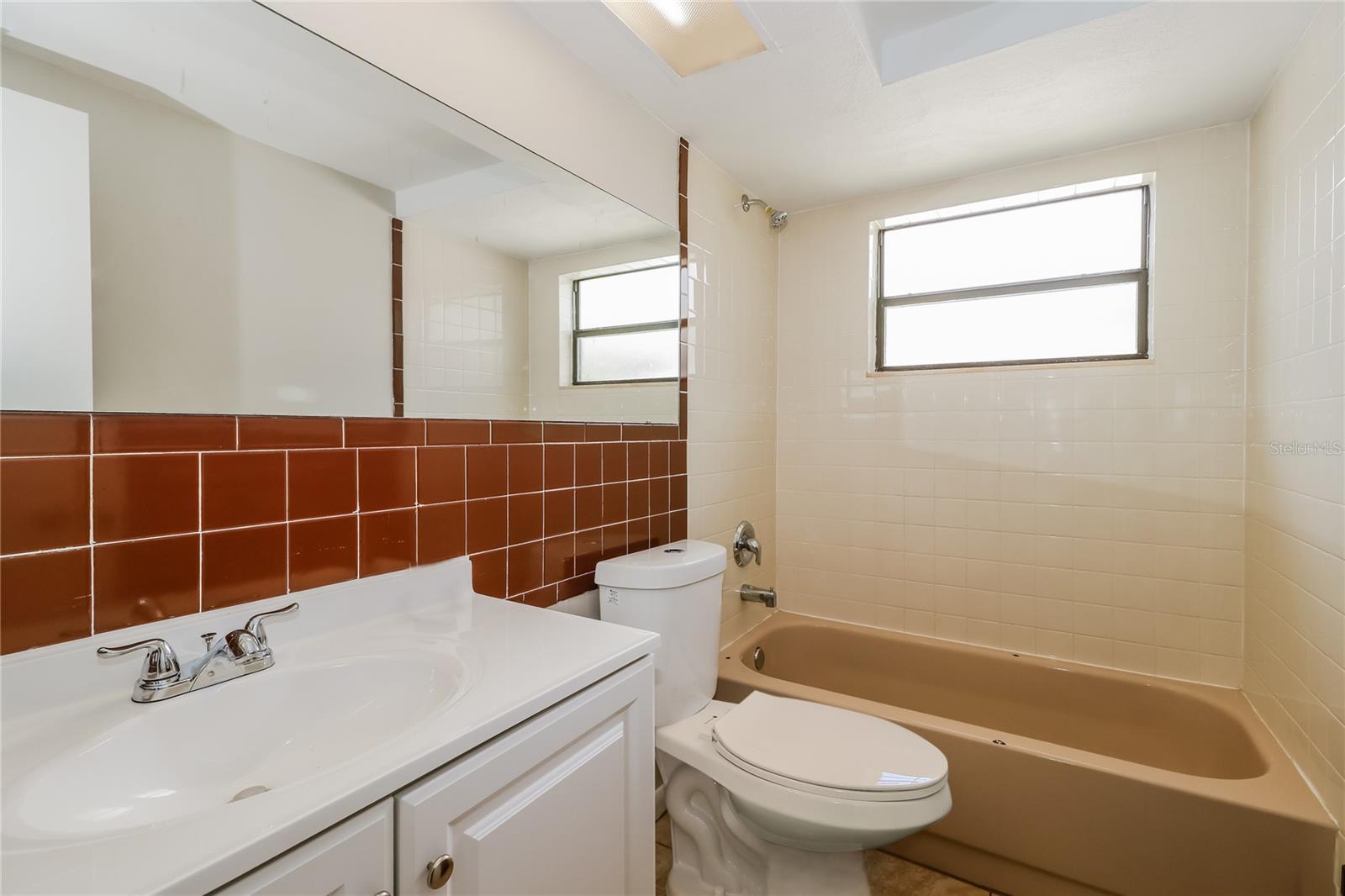 Image 14 of 15 For 4248 Raccoon Loop