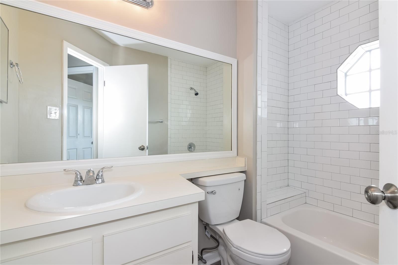 Image 12 of 16 For 13210 Silvercreek Drive