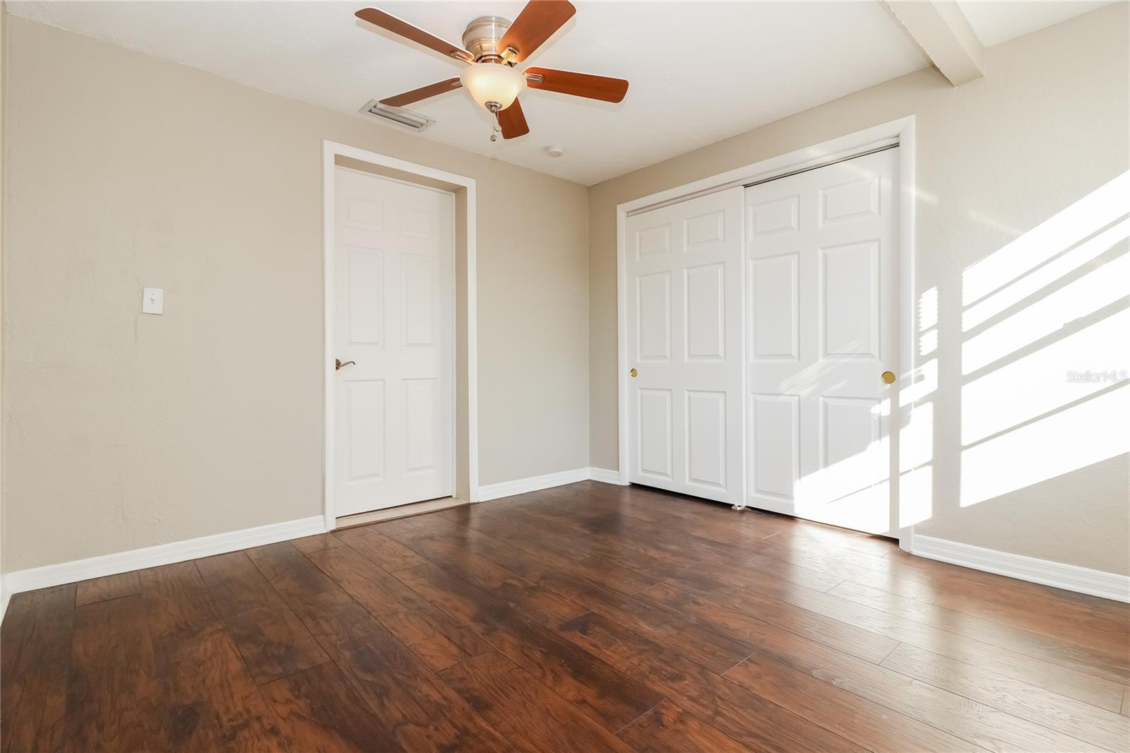 Image 13 of 16 For 3116 Rock Valley Drive