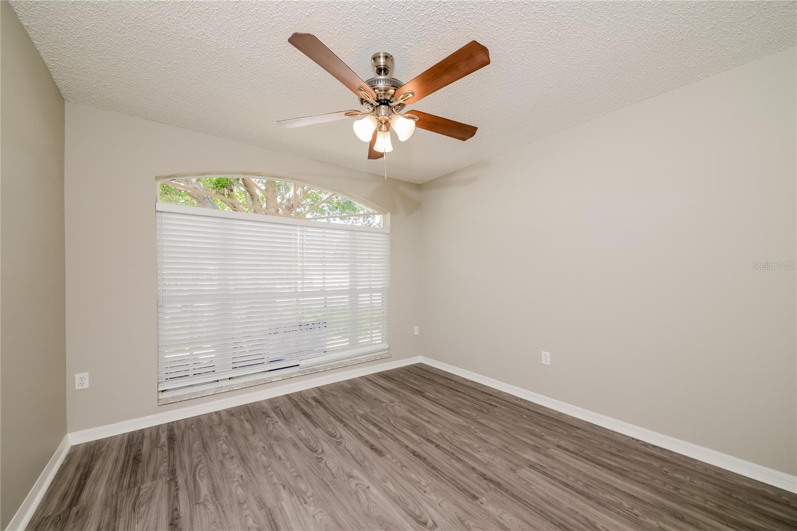 Image 11 of 16 For 1216 Grassy Meadow Place