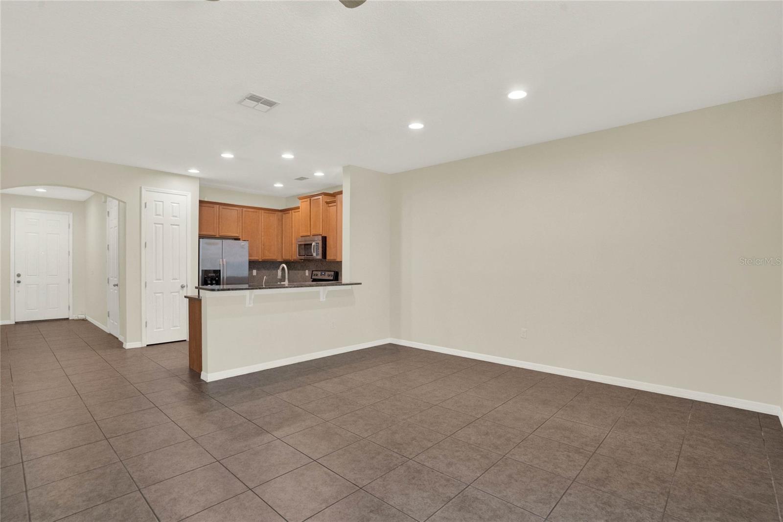 Image 11 of 42 For 1994 Silverweed Way