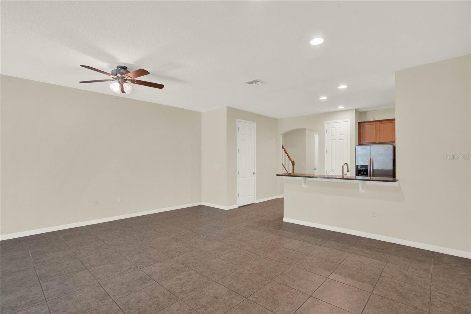 Image 12 of 42 For 1994 Silverweed Way