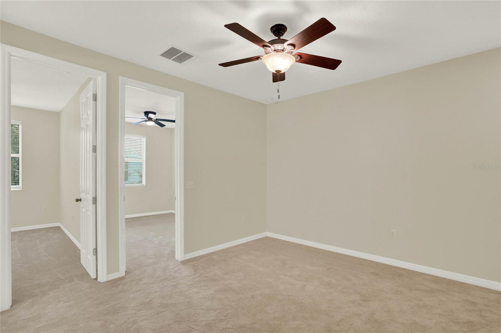 Image 16 of 42 For 1994 Silverweed Way