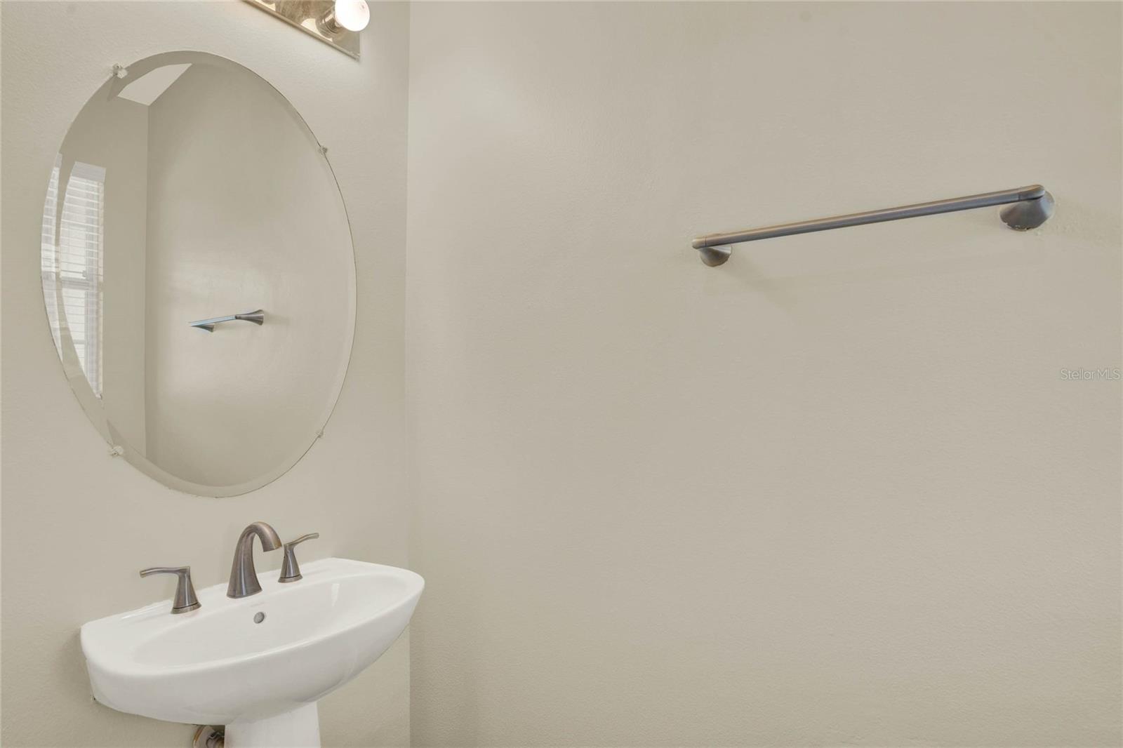 Image 18 of 42 For 1994 Silverweed Way