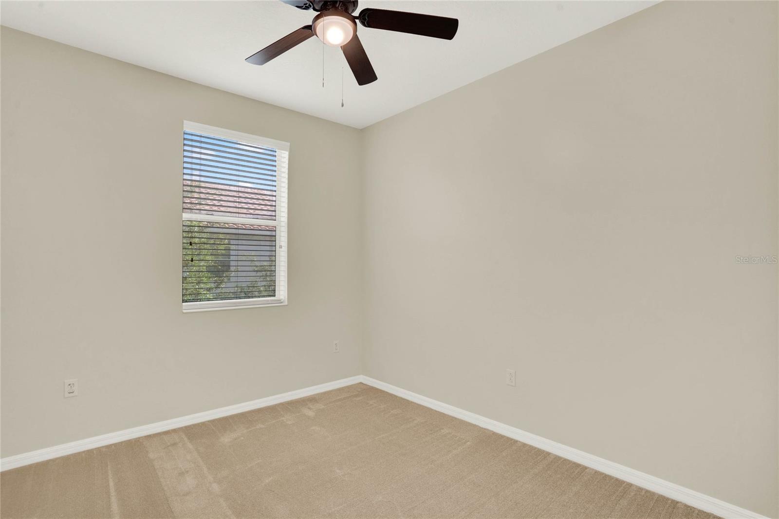 Image 22 of 42 For 1994 Silverweed Way