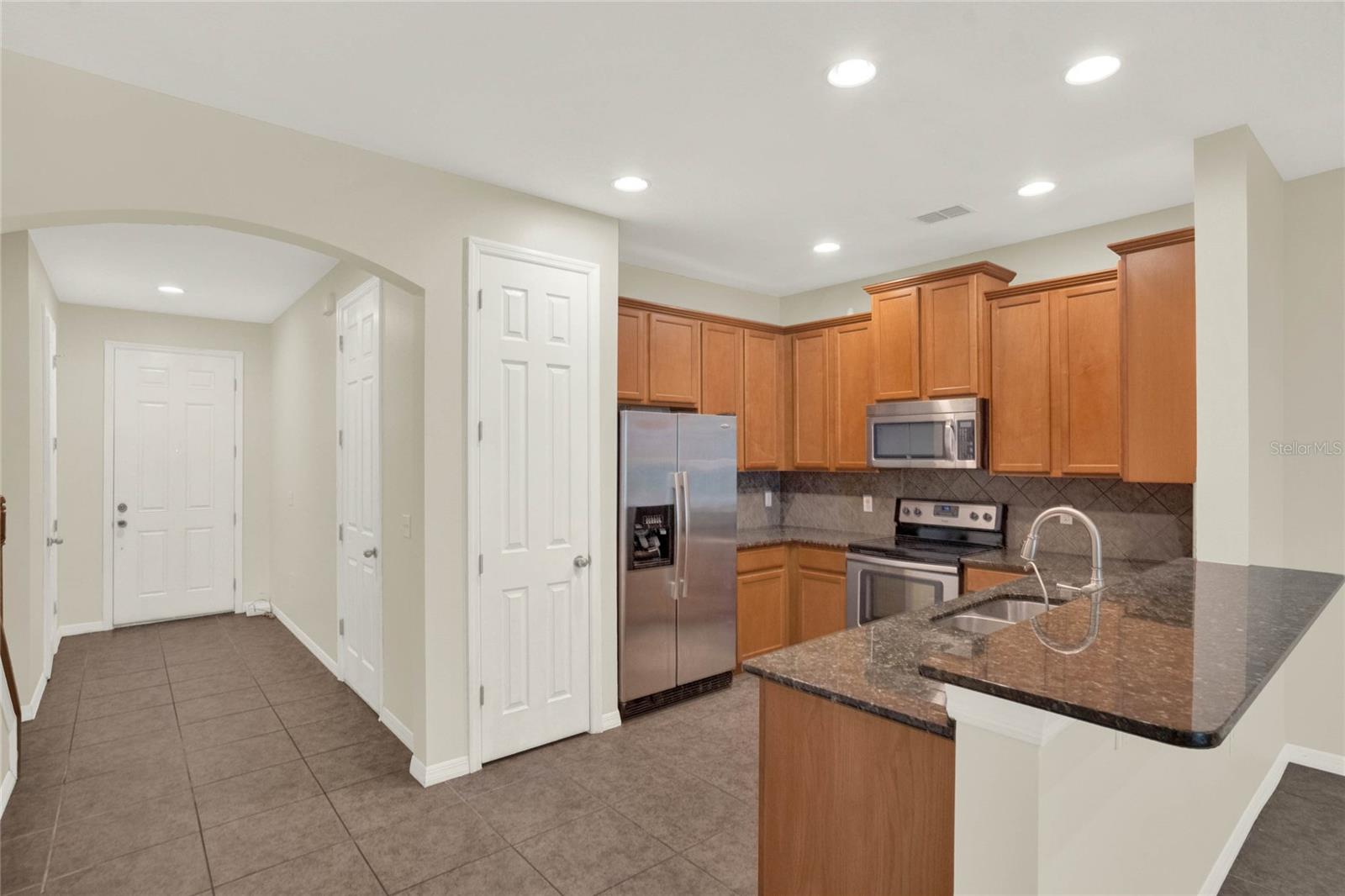 Image 9 of 42 For 1994 Silverweed Way