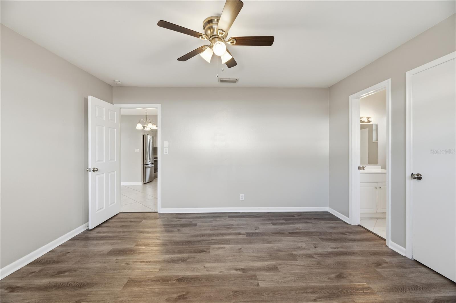 Image 22 of 33 For 1170 26th Avenue