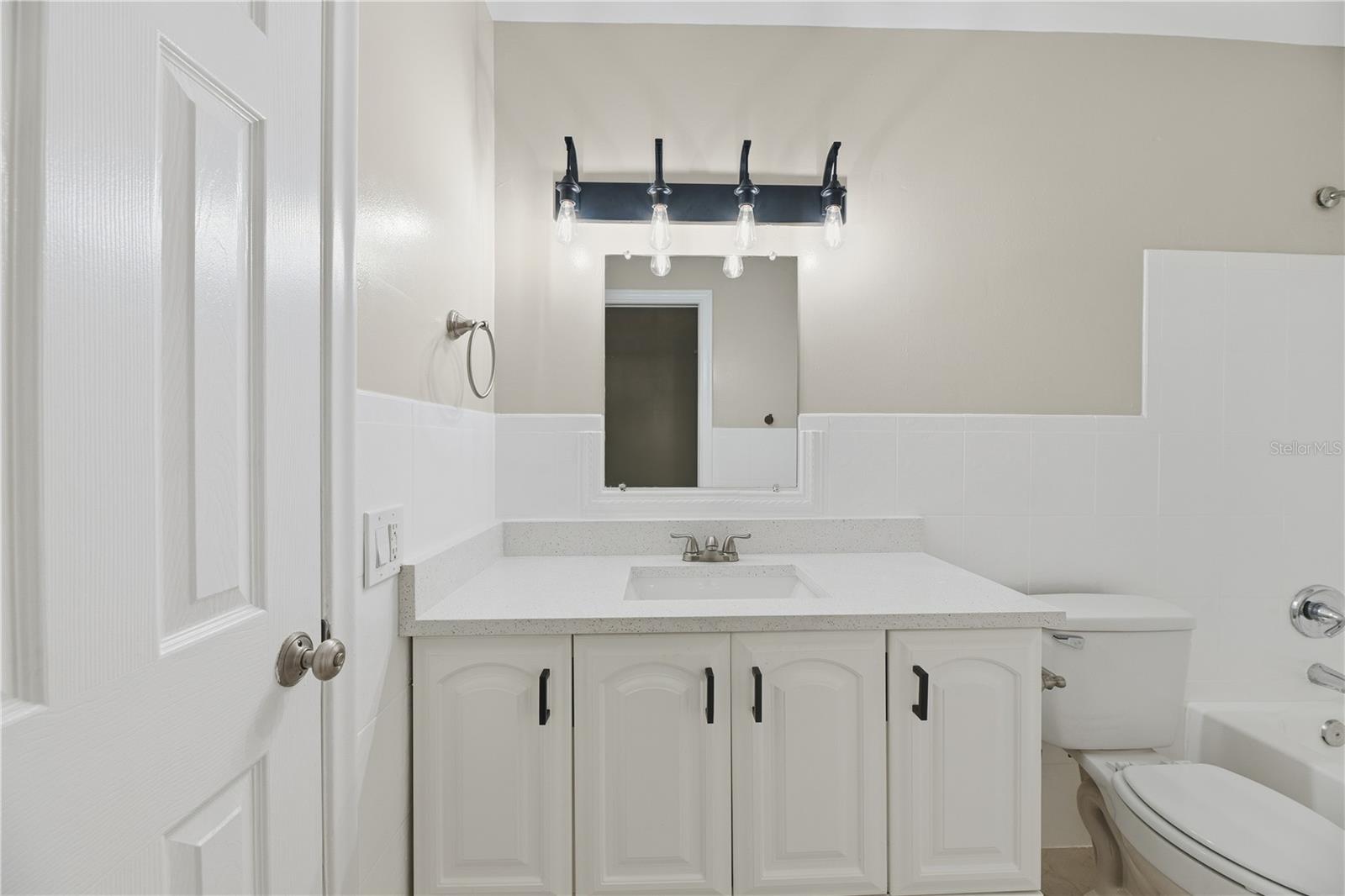 Image 24 of 33 For 1170 26th Avenue