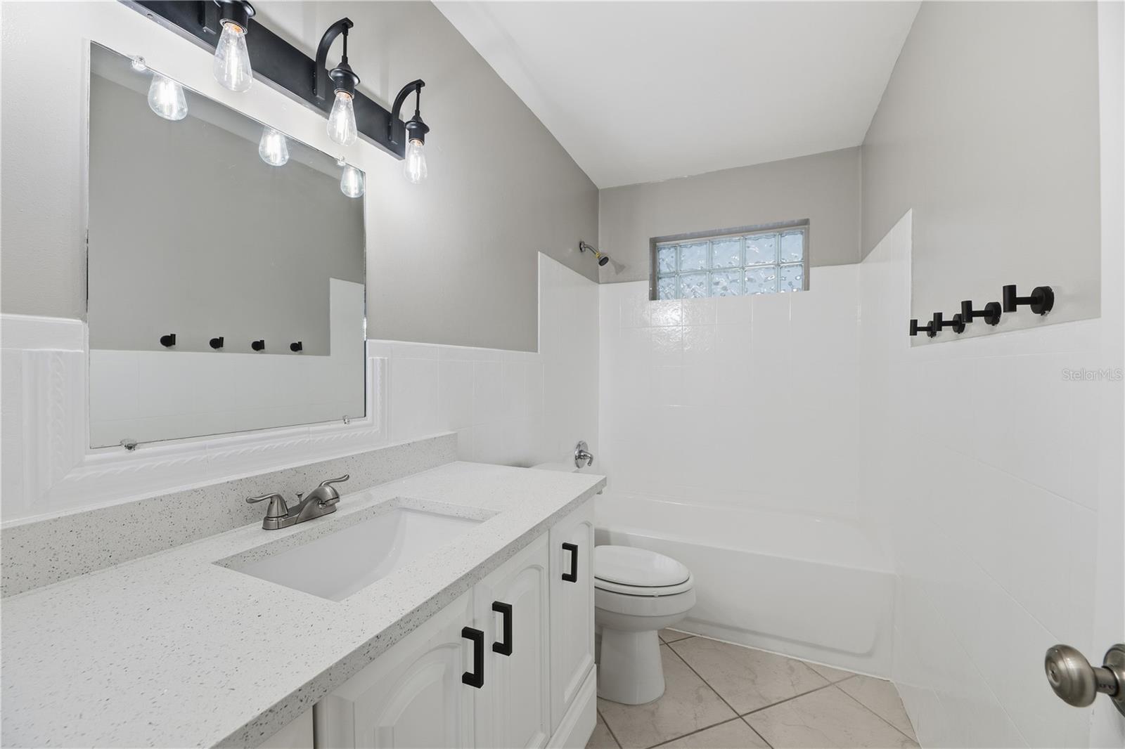 Image 25 of 33 For 1170 26th Avenue