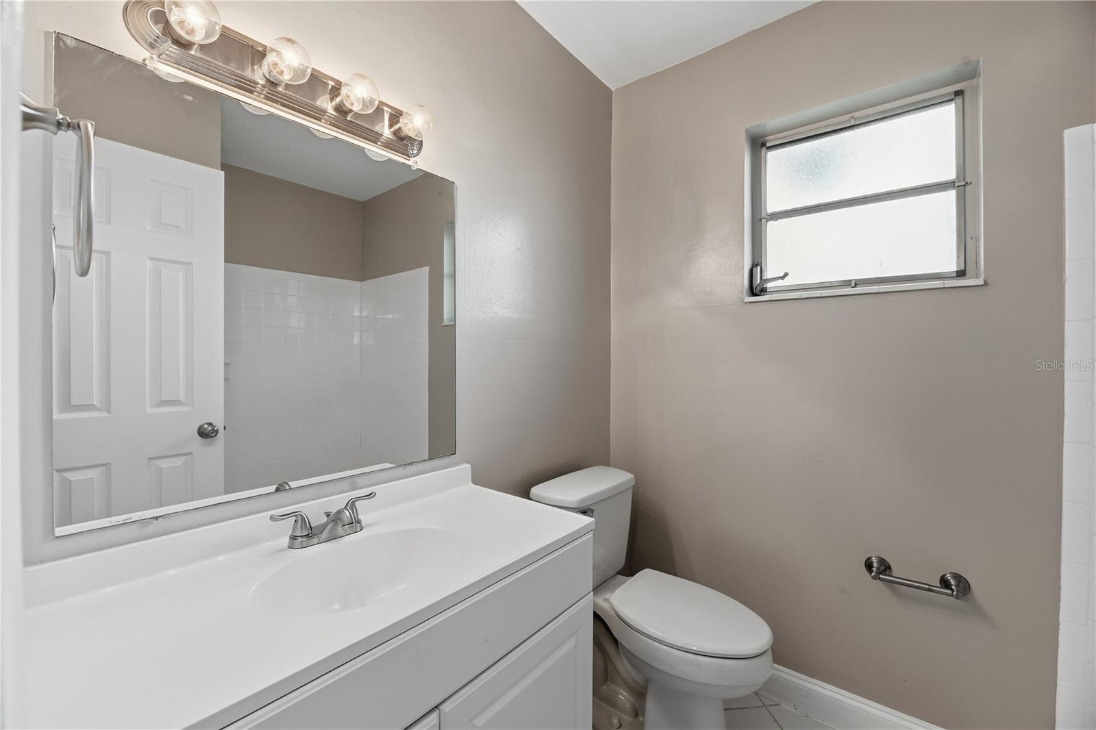 Image 26 of 33 For 1170 26th Avenue