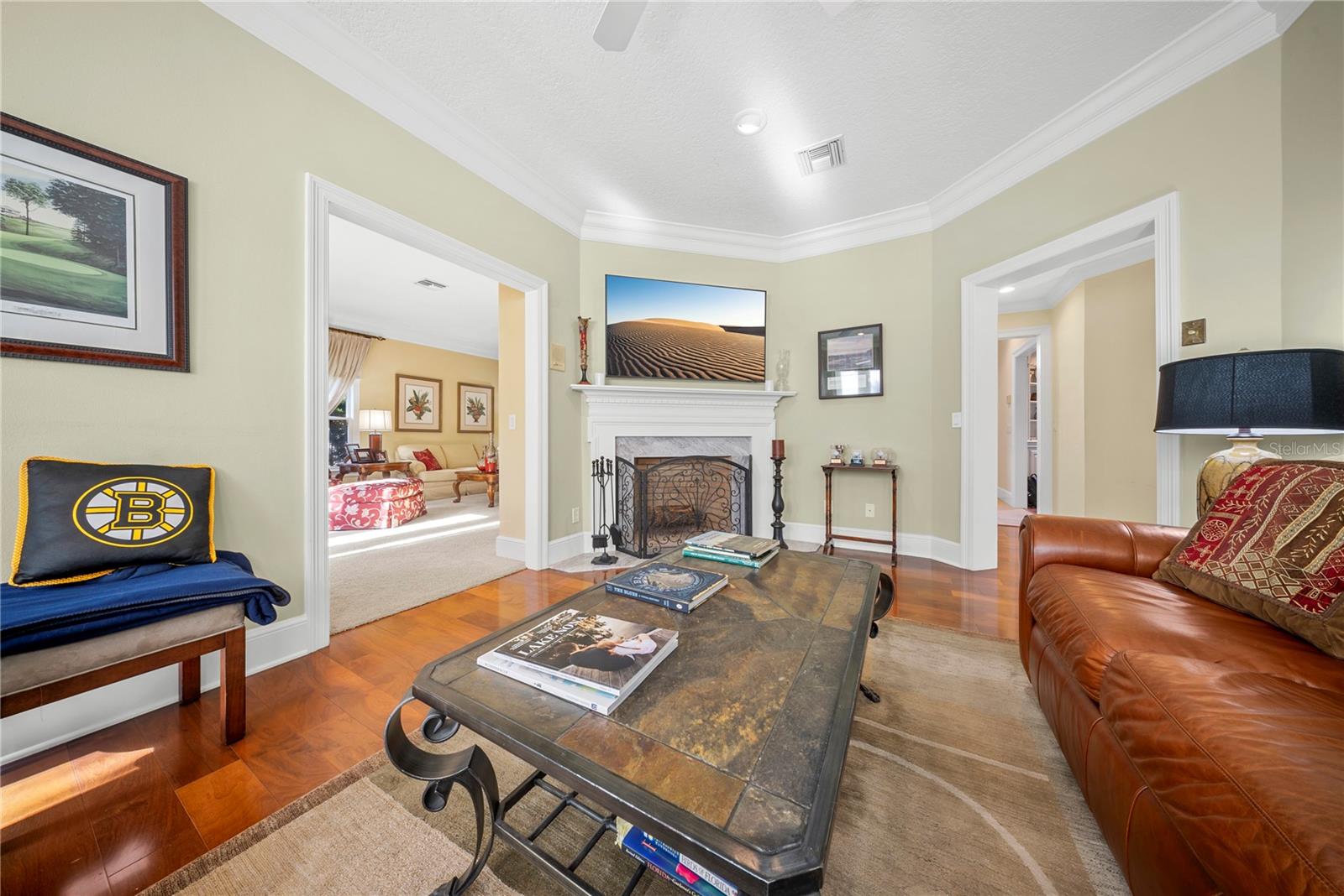 Image 11 of 63 For 9324 Thurloe Place