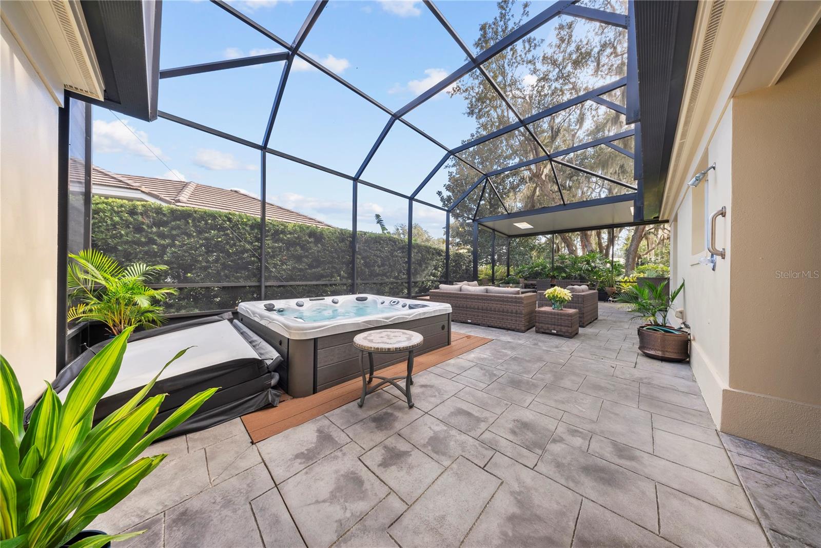 Image 19 of 63 For 9324 Thurloe Place