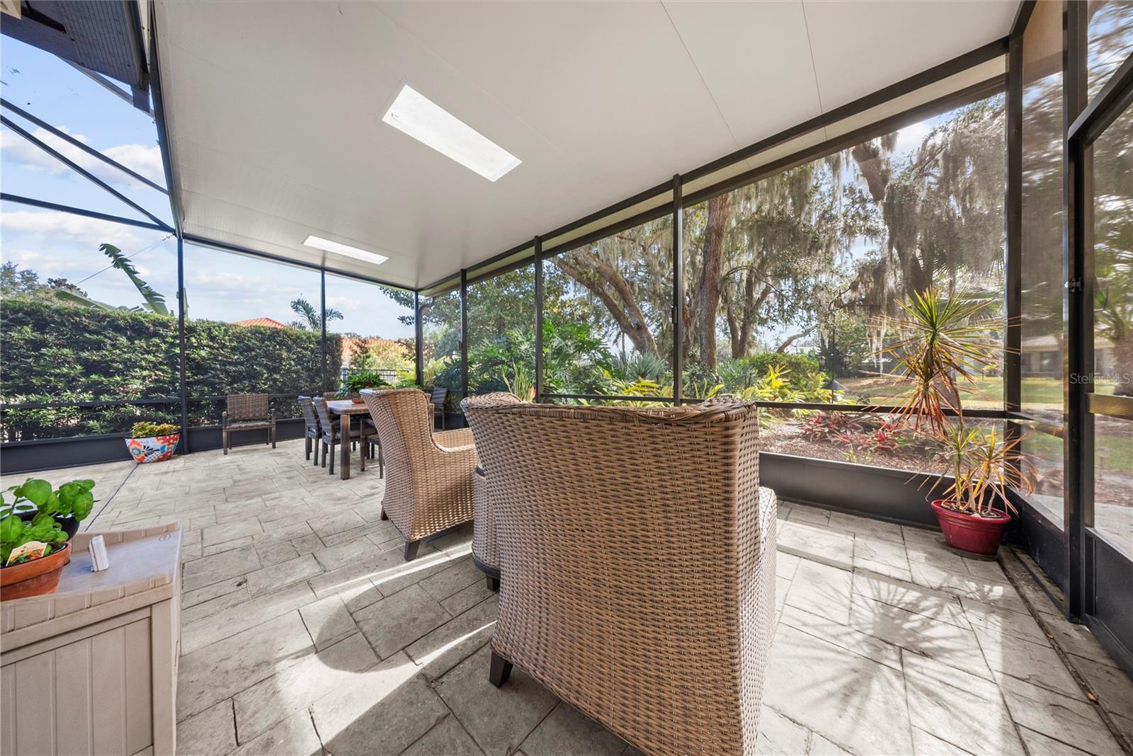 Image 20 of 63 For 9324 Thurloe Place