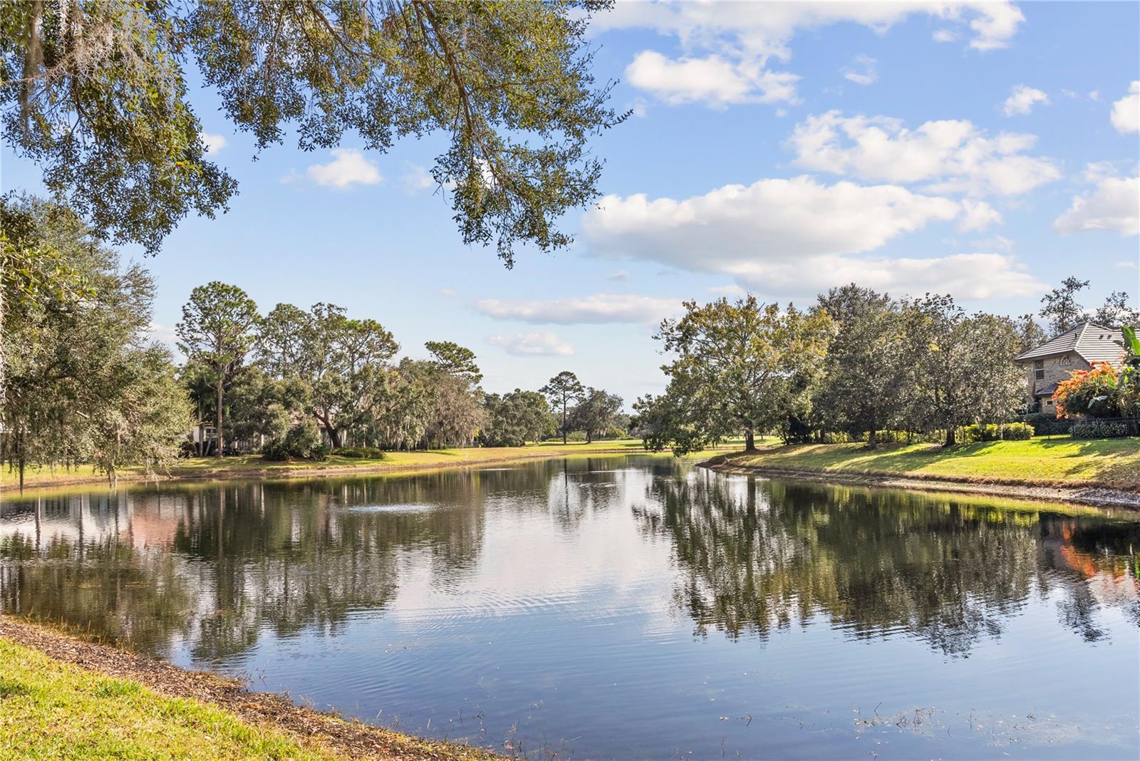 Image 21 of 63 For 9324 Thurloe Place