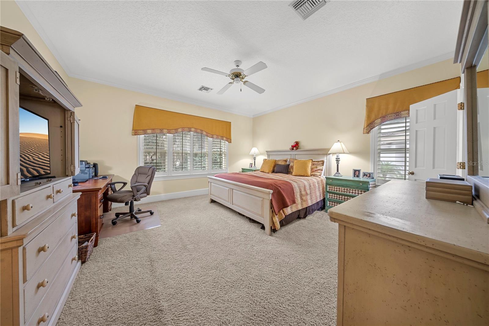 Image 26 of 63 For 9324 Thurloe Place