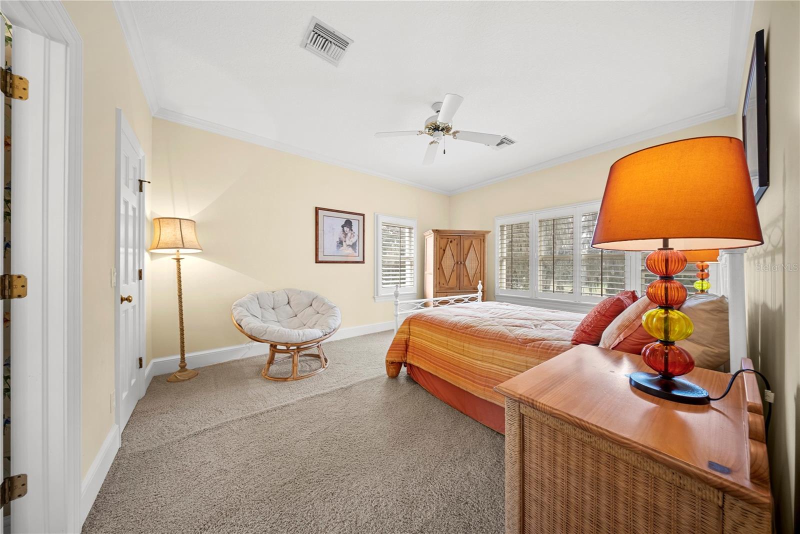 Image 32 of 63 For 9324 Thurloe Place