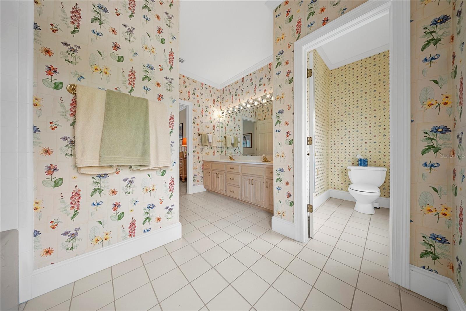 Image 33 of 63 For 9324 Thurloe Place