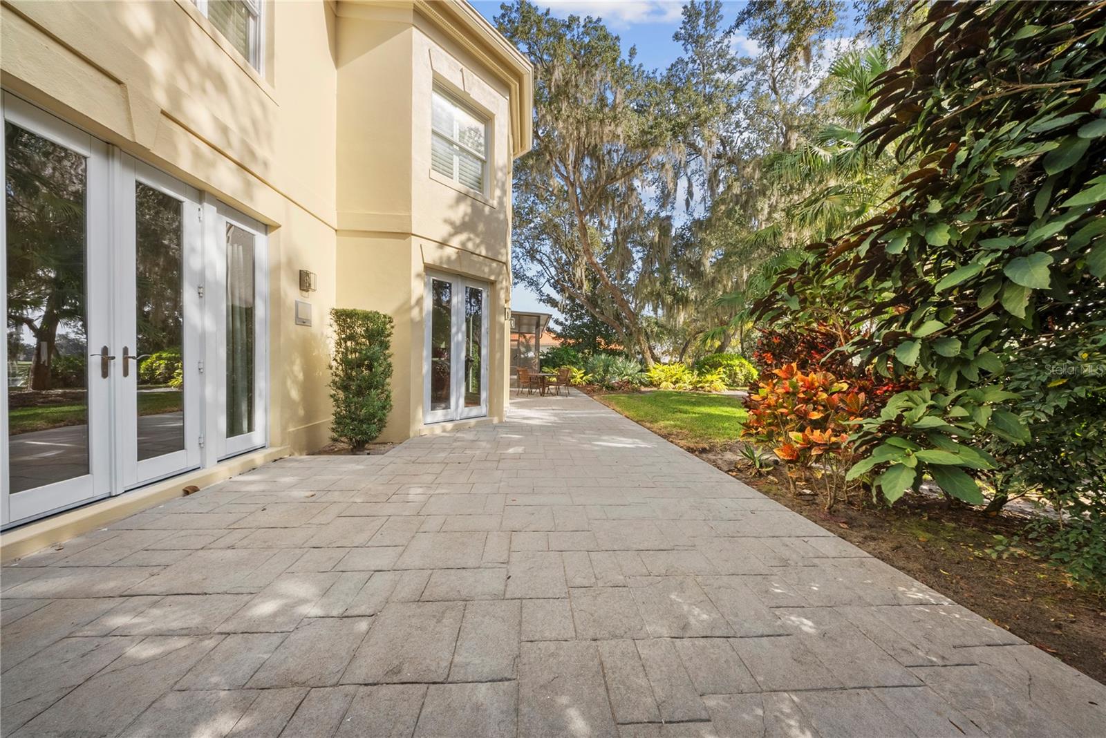 Image 43 of 63 For 9324 Thurloe Place