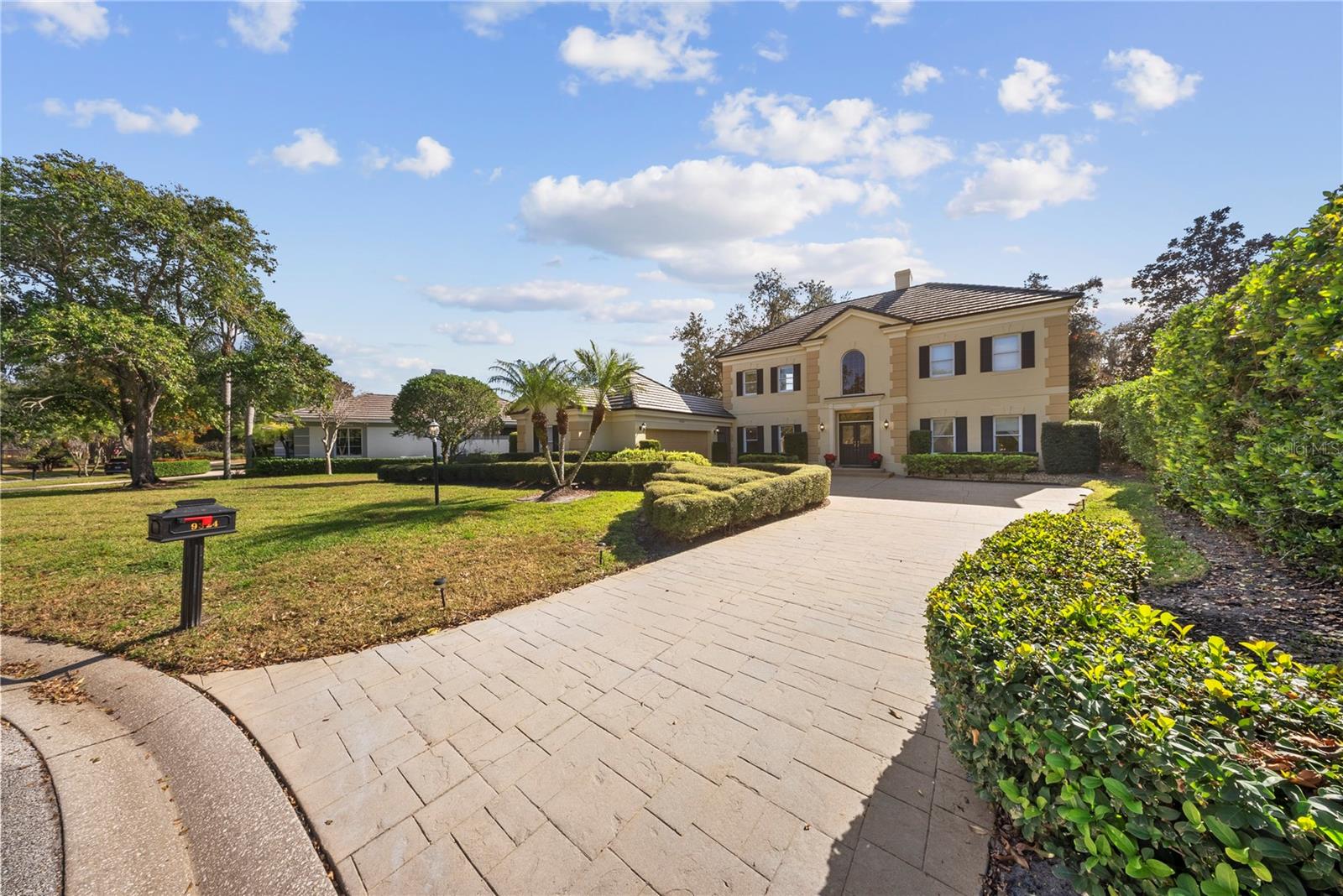 Image 51 of 63 For 9324 Thurloe Place