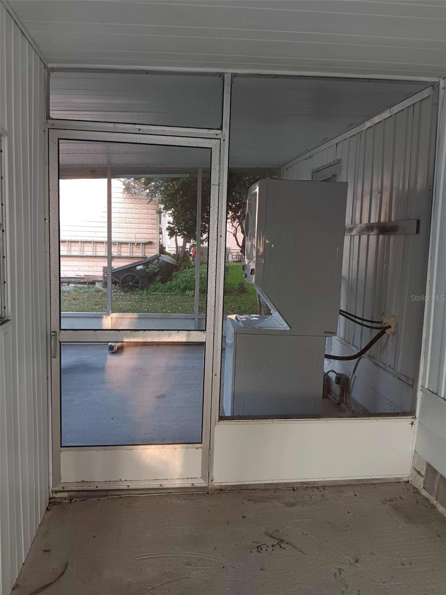 Image 4 of 36 For 5609 Hancock Drive