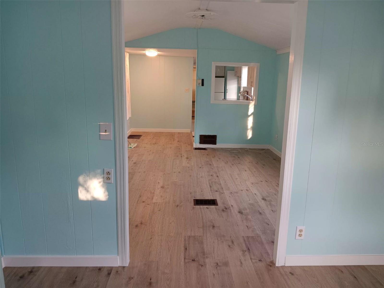 Image 8 of 36 For 5609 Hancock Drive