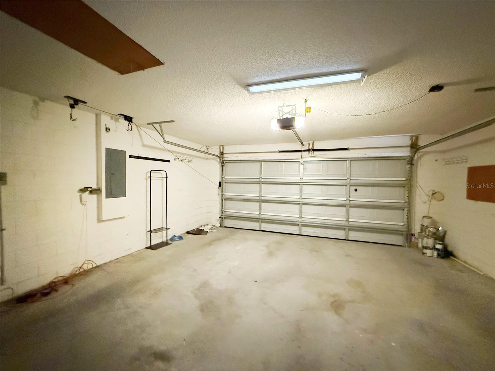 Image 28 of 35 For 132 Robbins Rest Circle