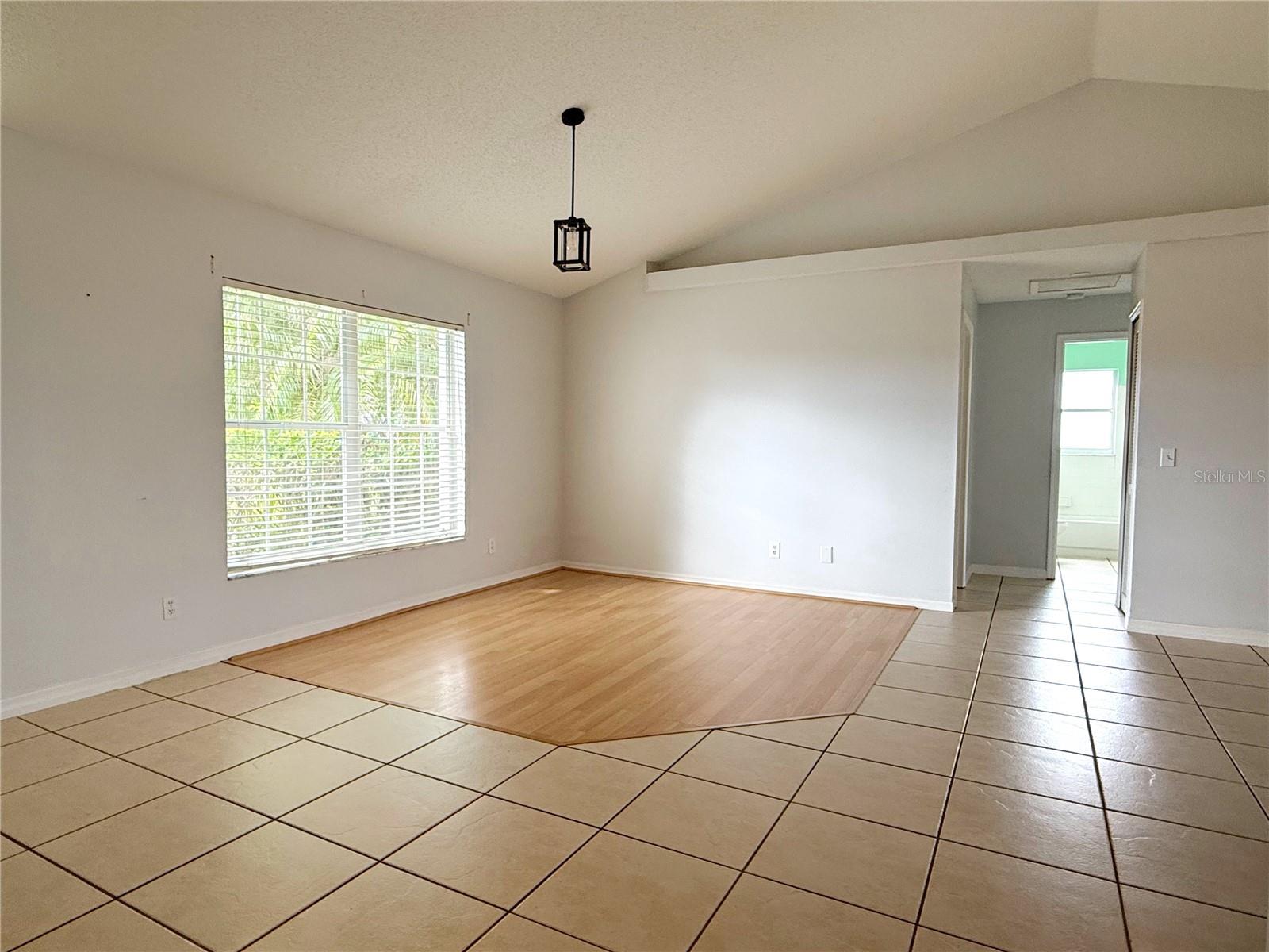 Image 5 of 35 For 132 Robbins Rest Circle