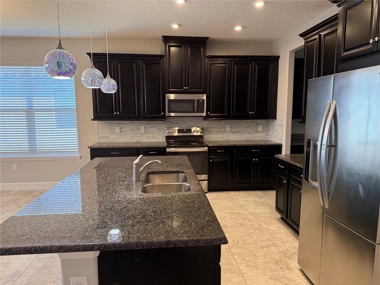 Image 14 of 48 For 3964 Carrick Bend Dr