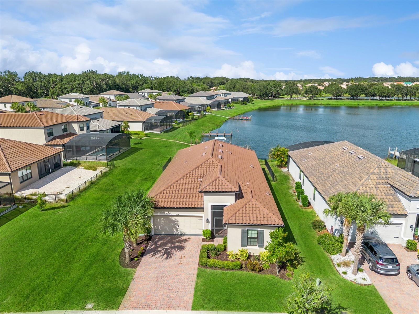 Image 4 of 48 For 3964 Carrick Bend Dr