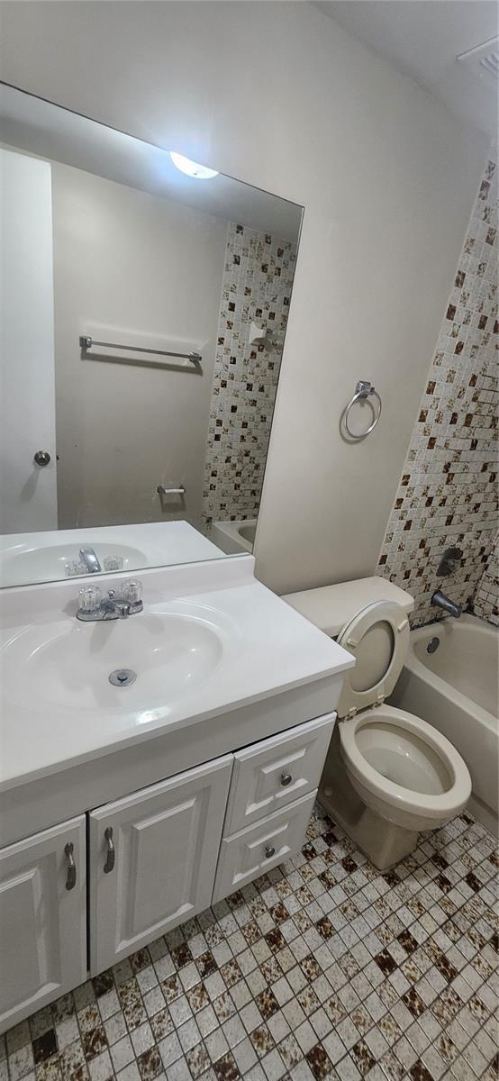 Image 10 of 12 For 8650 Sw 133rd Avenue 214