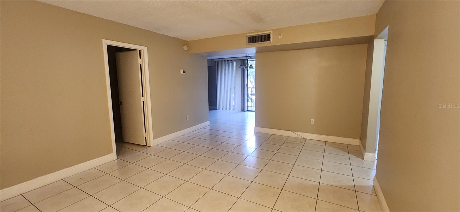 Image 3 of 12 For 8650 Sw 133rd Avenue 214