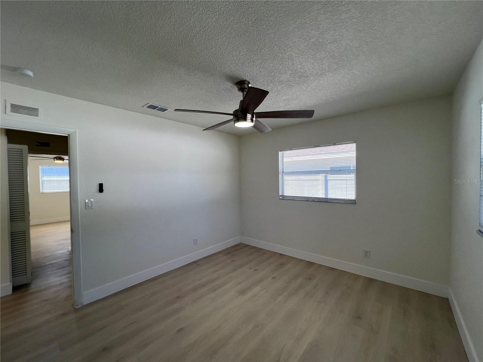 Image 24 of 63 For 2502 Tropical Shores Drive Se