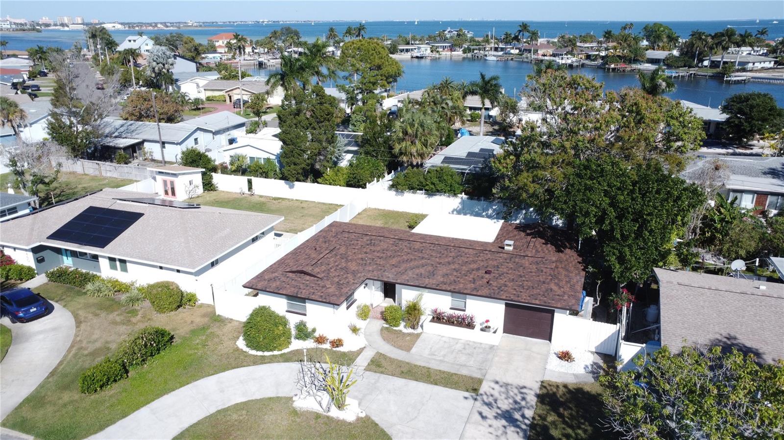 Image 55 of 63 For 2502 Tropical Shores Drive Se