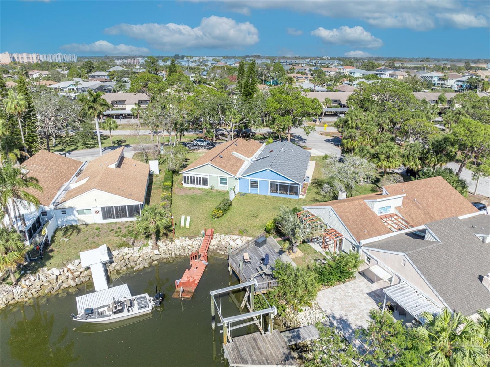 Image 25 of 33 For 4522 Marine Parkway