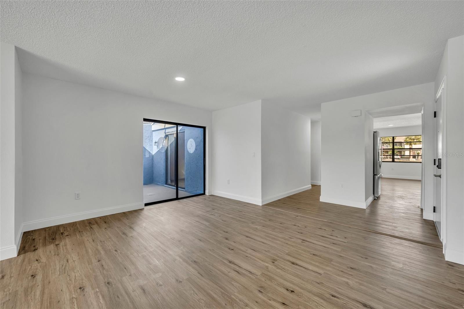 Image 8 of 33 For 4522 Marine Parkway