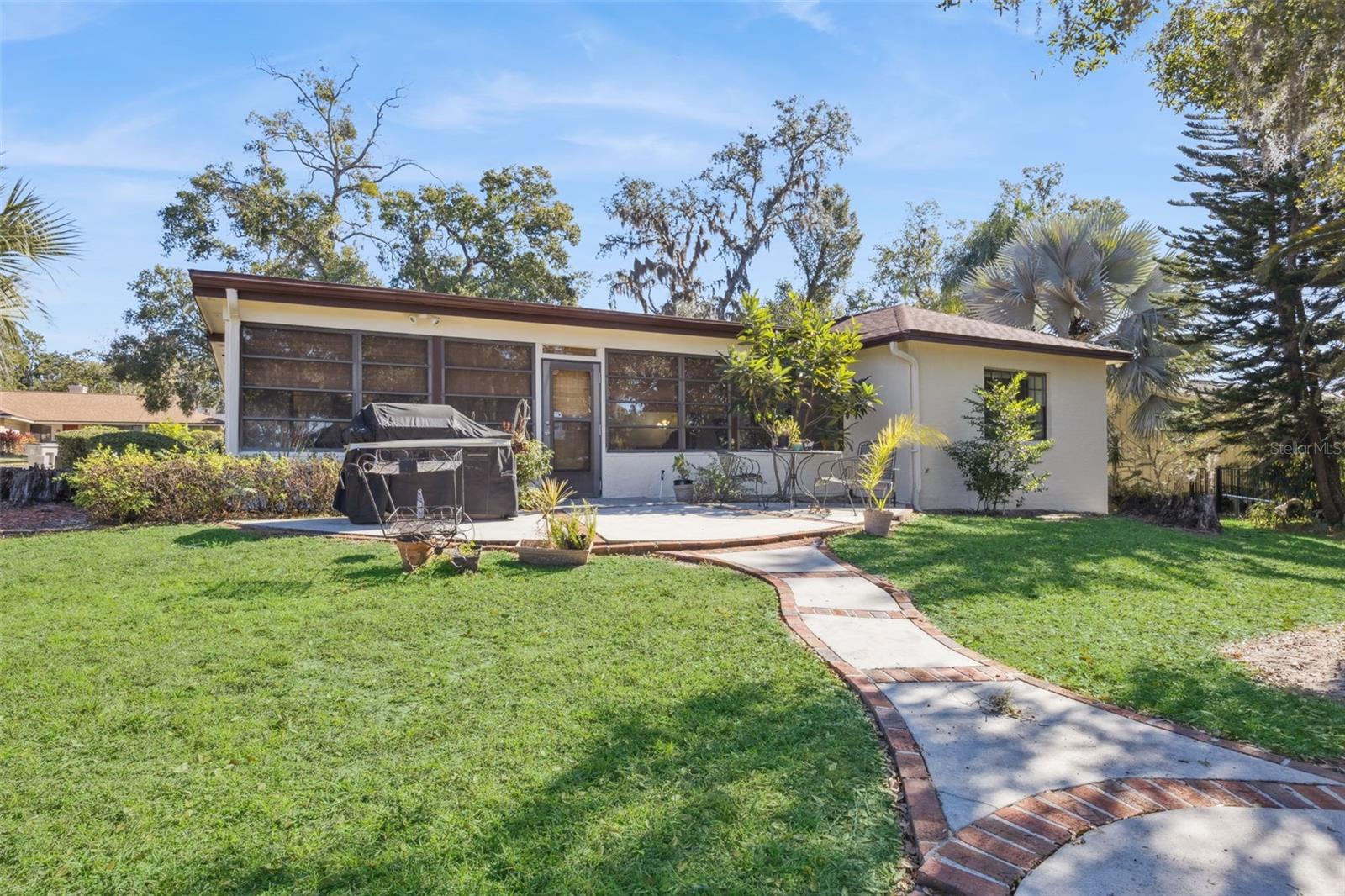 Image 23 of 36 For 1546 Stormway Court