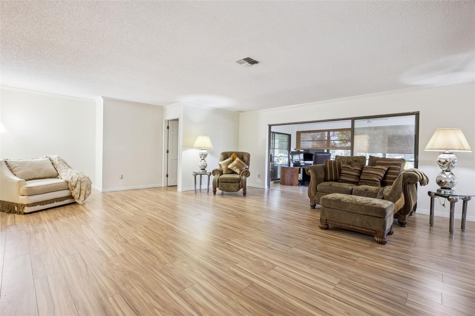 Image 5 of 36 For 1546 Stormway Court