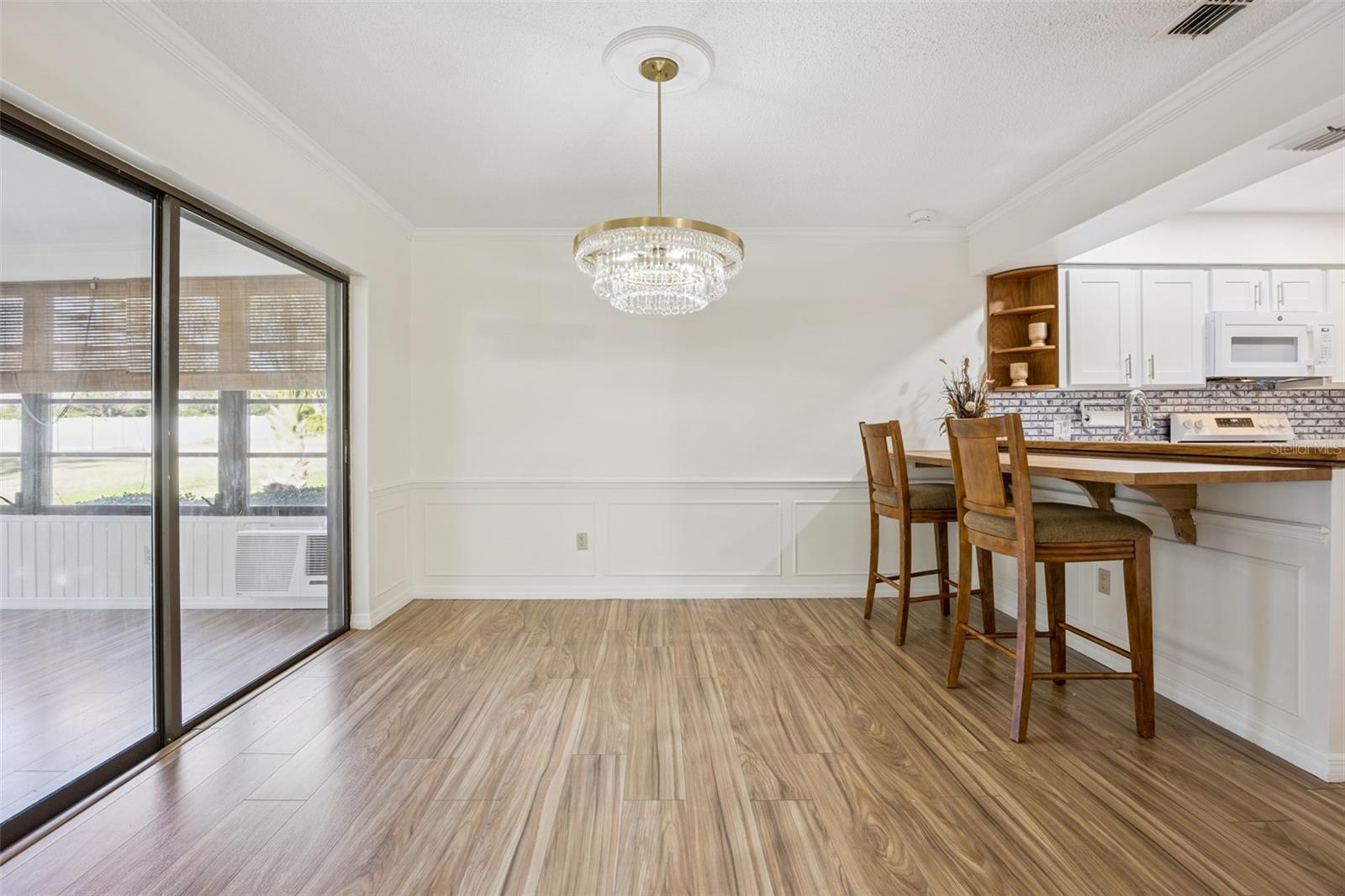 Image 9 of 36 For 1546 Stormway Court