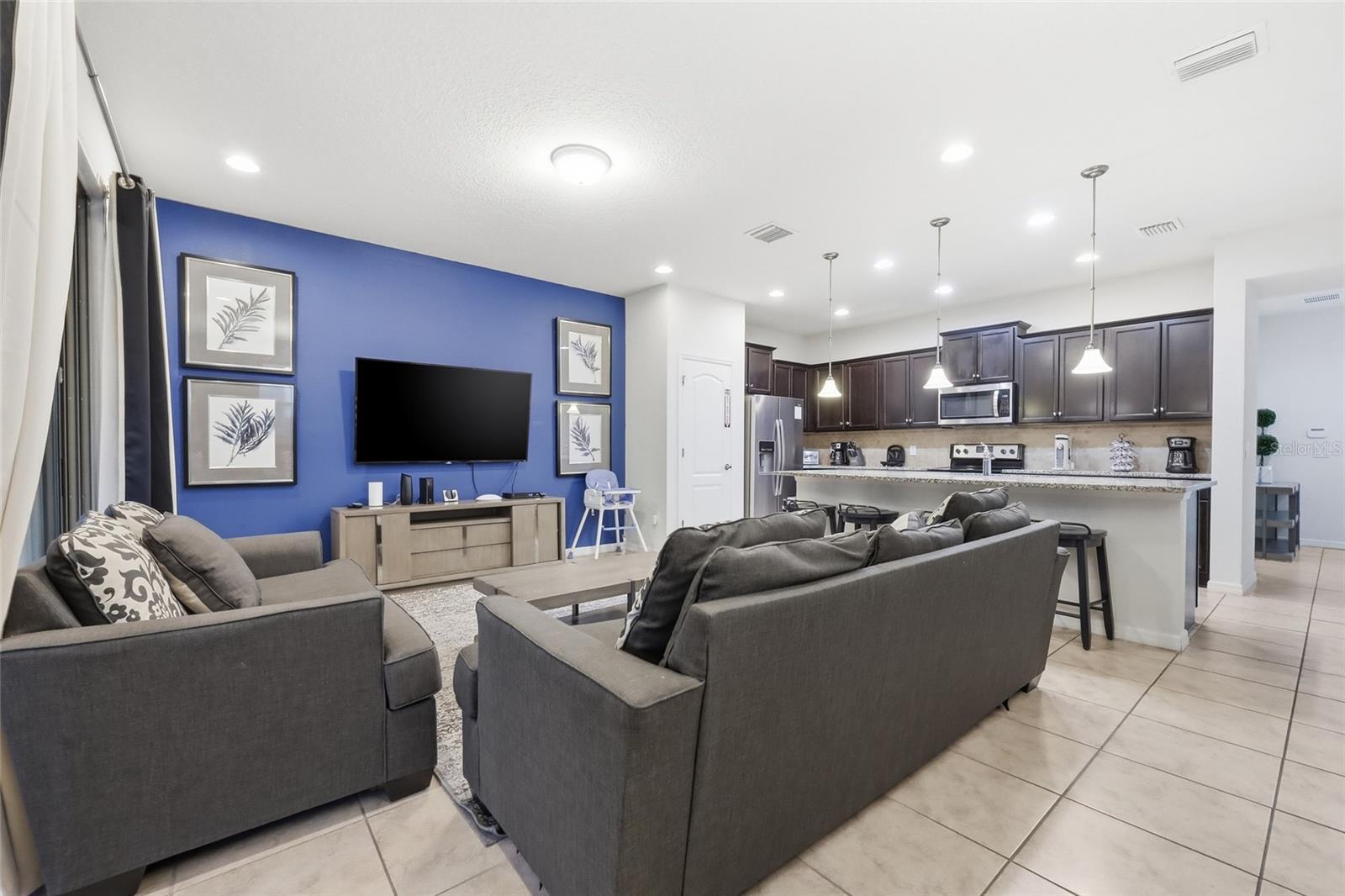 Image 13 of 45 For 8851 Geneve Court