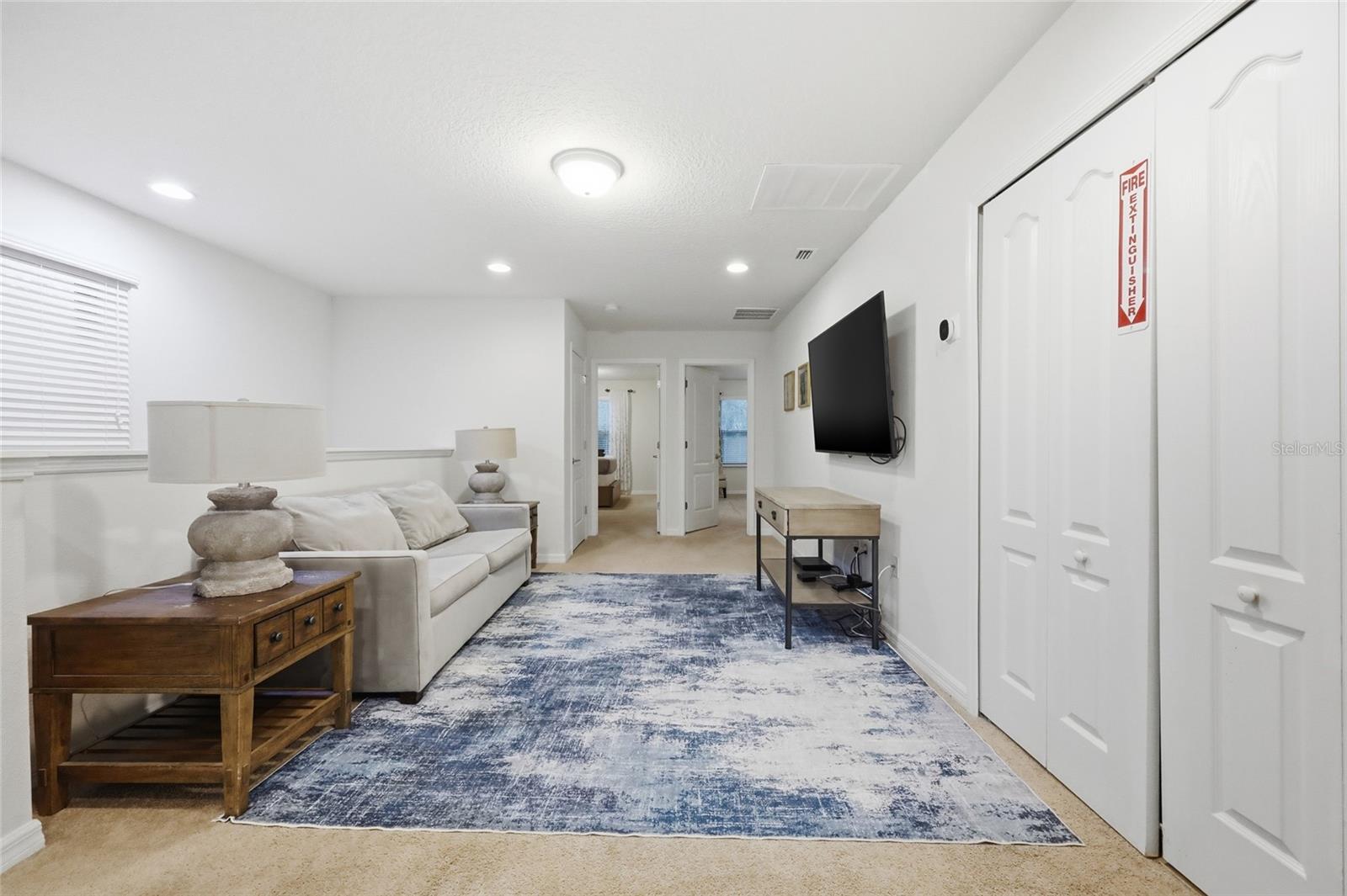 Image 17 of 45 For 8851 Geneve Court