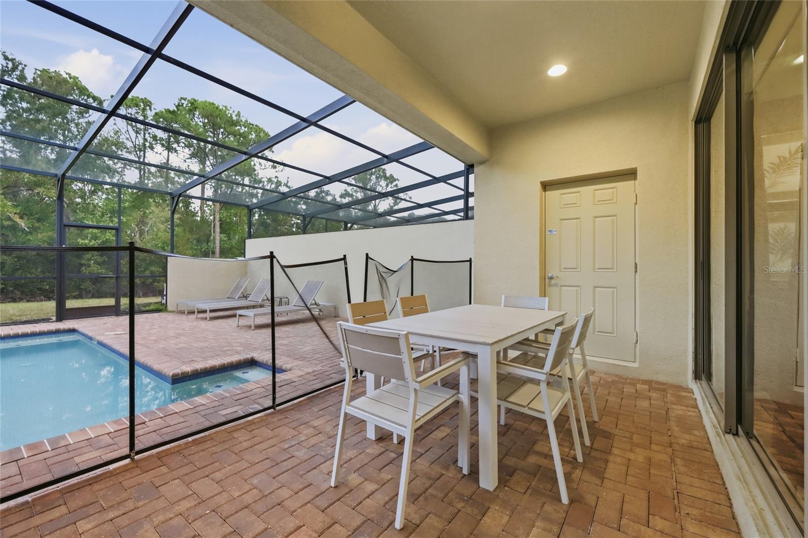 Image 31 of 45 For 8851 Geneve Court