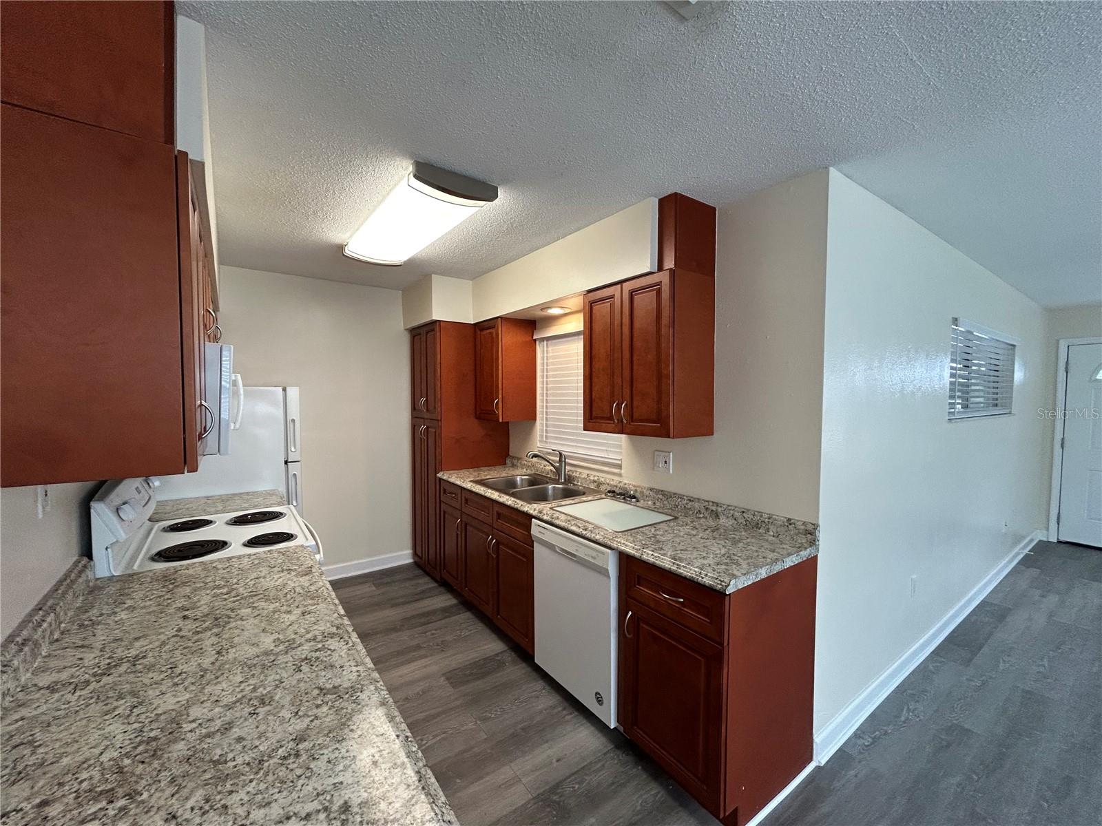 Image 3 of 13 For 1618 Baltimore Avenue 1618