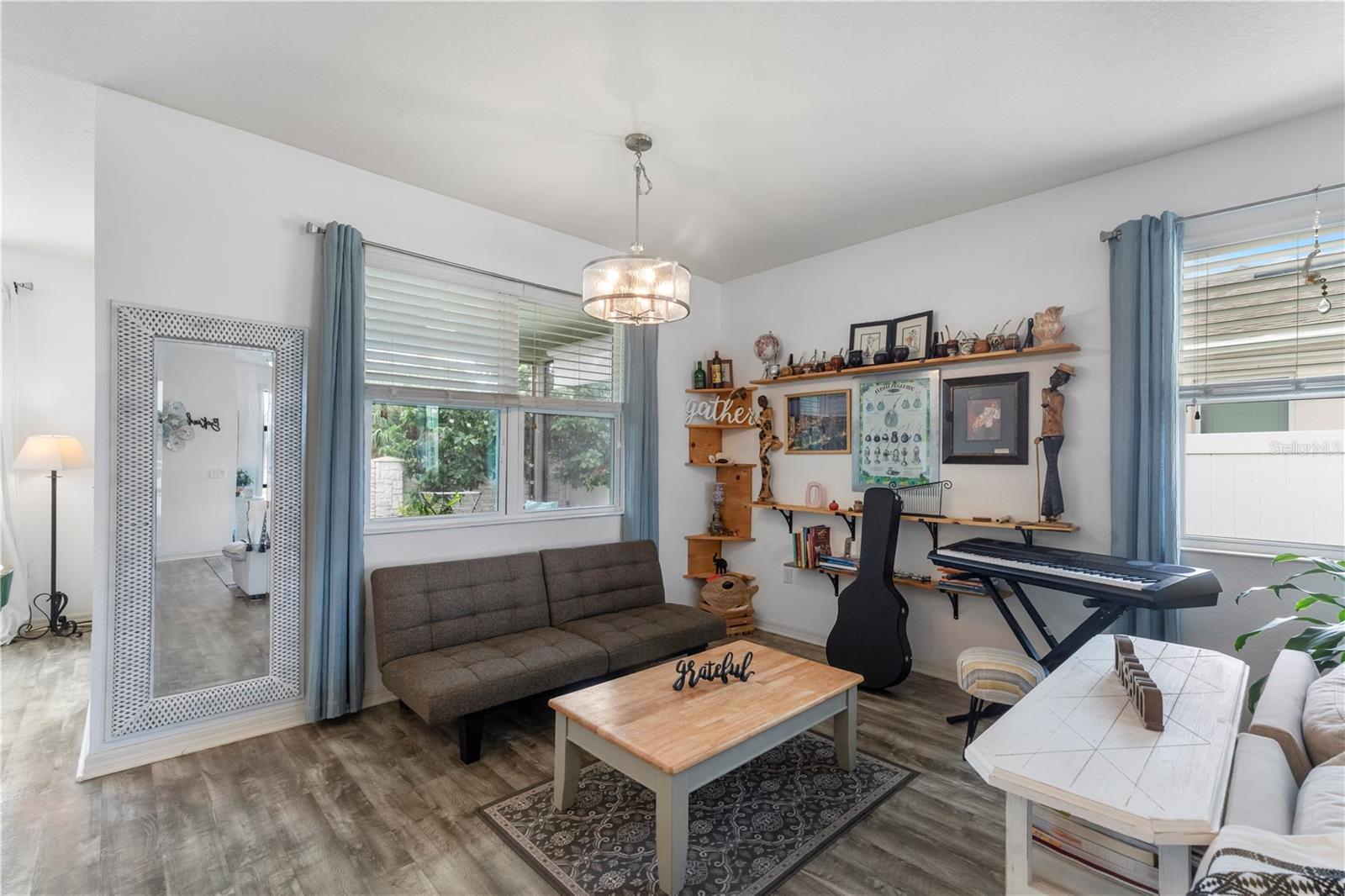 Image 23 of 31 For 110 65th Avenue E